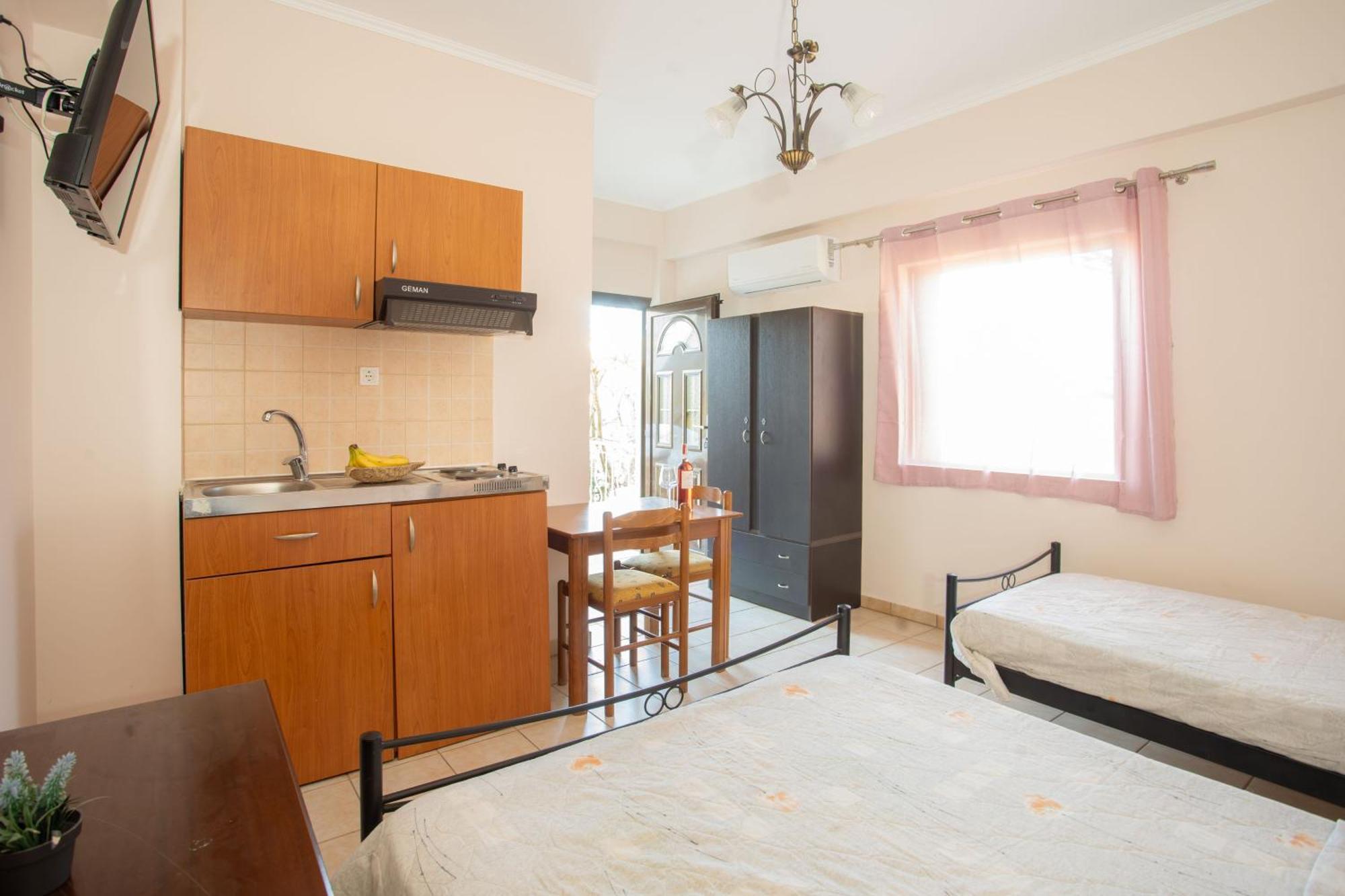 Eros Appartments Kalamítsi Quarto foto