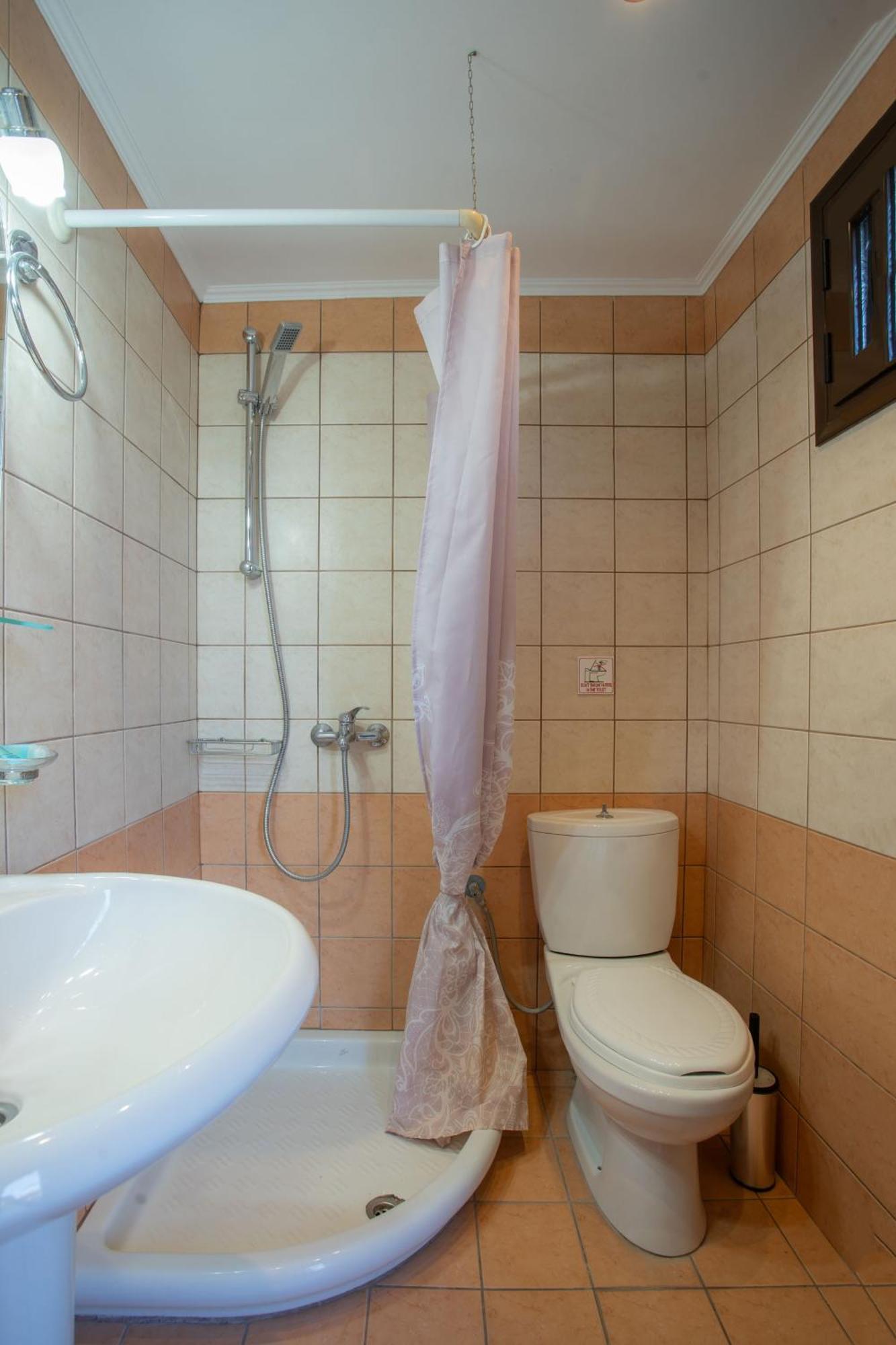 Eros Appartments Kalamítsi Quarto foto